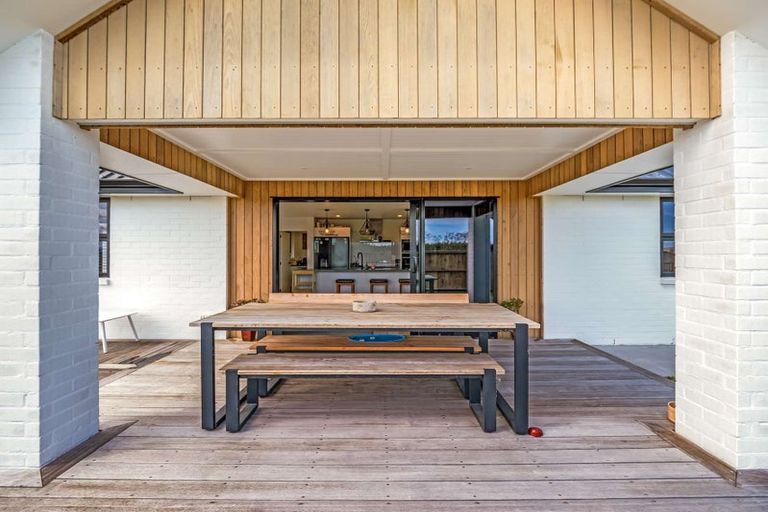 Photo of property in 6 Mcwatters Drive, Ngatea, 3503