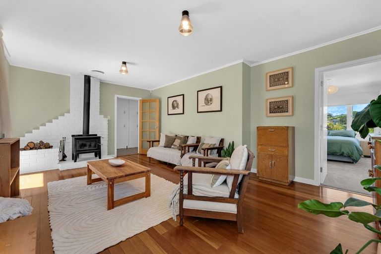 Photo of property in 60 Mcentee Road, Waitakere, Auckland, 0816