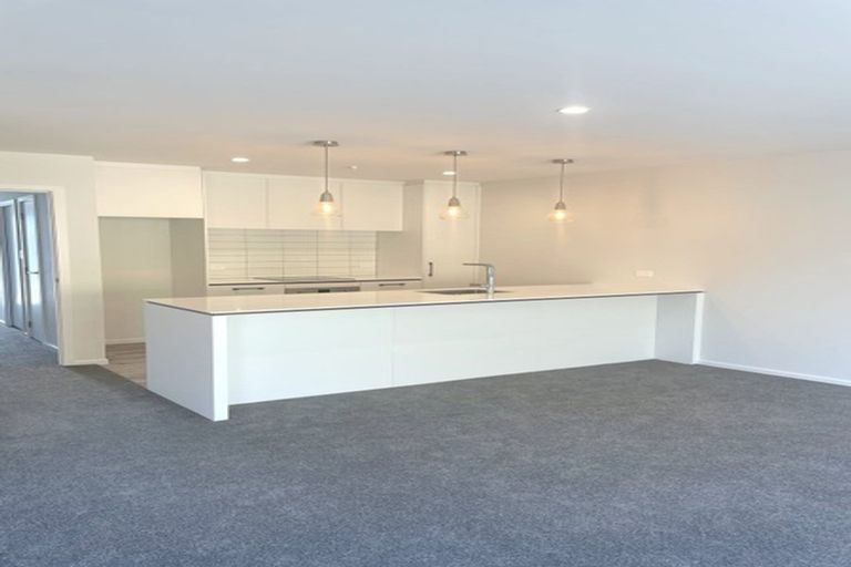 Photo of property in 11 Cartographer Way, Whitby, Porirua, 5024