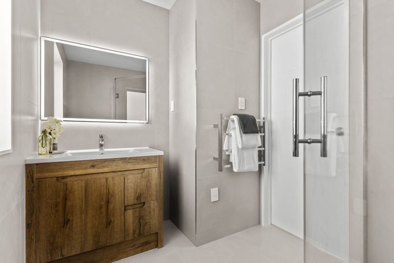 Photo of property in 106b Coronation Road, Hillcrest, Auckland, 0627