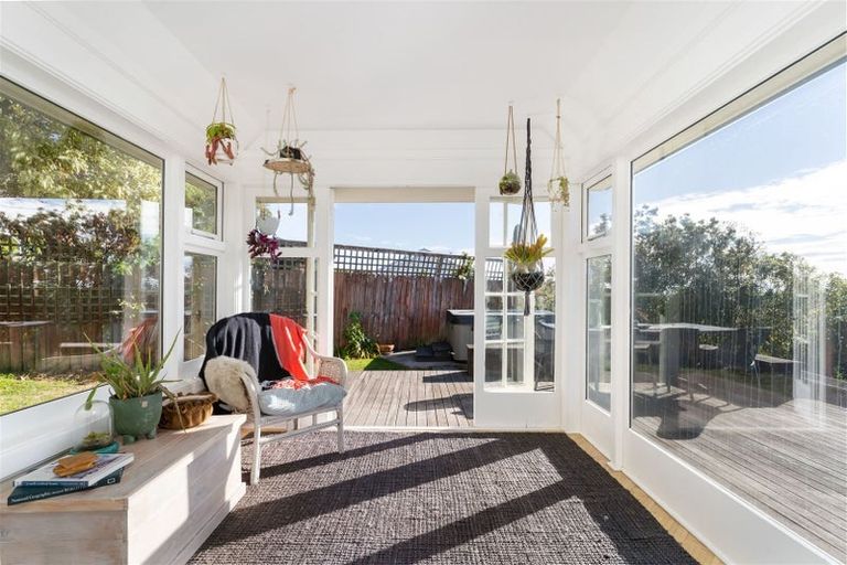 Photo of property in 40 Major Hornbrook Road, Mount Pleasant, Christchurch, 8081