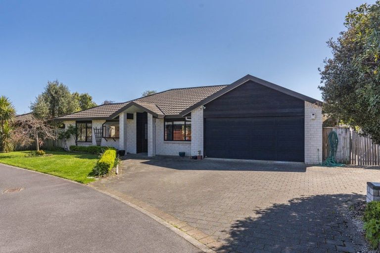 Photo of property in 47 Lorna Irene Drive, Raumati South, Paraparaumu, 5032