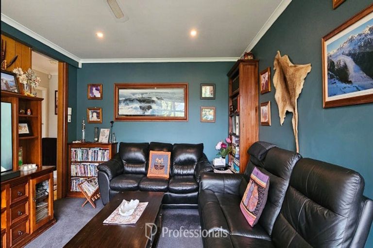 Photo of property in 36 Black Beech Street, Birchville, Upper Hutt, 5018