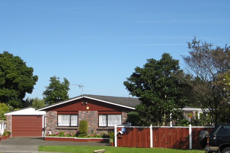 Photo of property in 14 Kipling Drive, Whalers Gate, New Plymouth, 4310