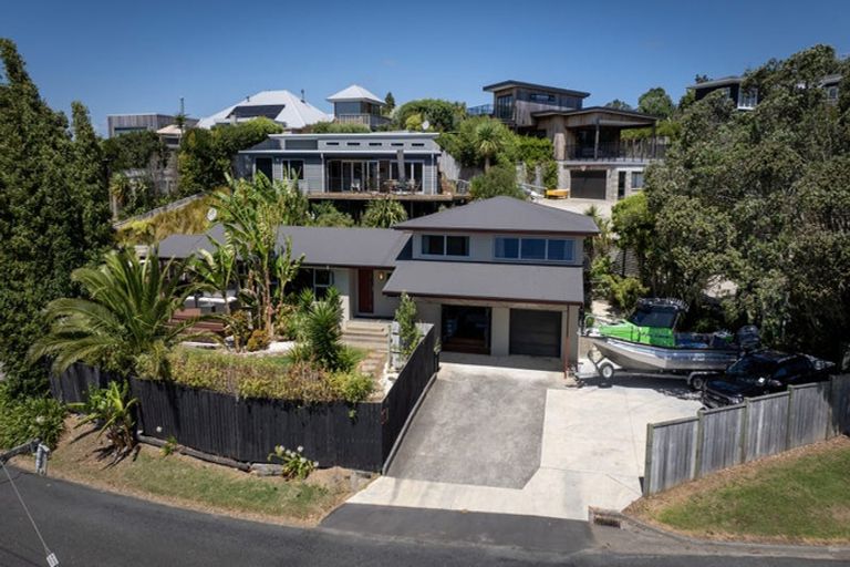 Photo of property in 11 Park Drive, Raglan, 3225