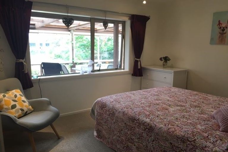 Photo of property in 12 Consort Close, Paraparaumu Beach, Paraparaumu, 5032