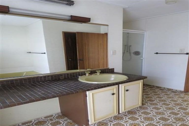 Photo of property in 46 Airport Drive, New Plymouth Airport, New Plymouth, 4373