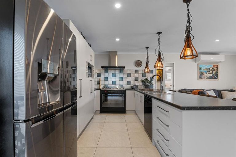 Photo of property in 21a Russell Road, Fairy Springs, Rotorua, 3015