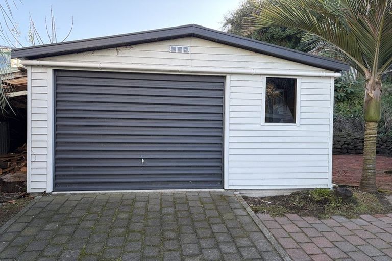 Photo of property in 45 Shakespeare Road, Bluff Hill, Napier, 4110