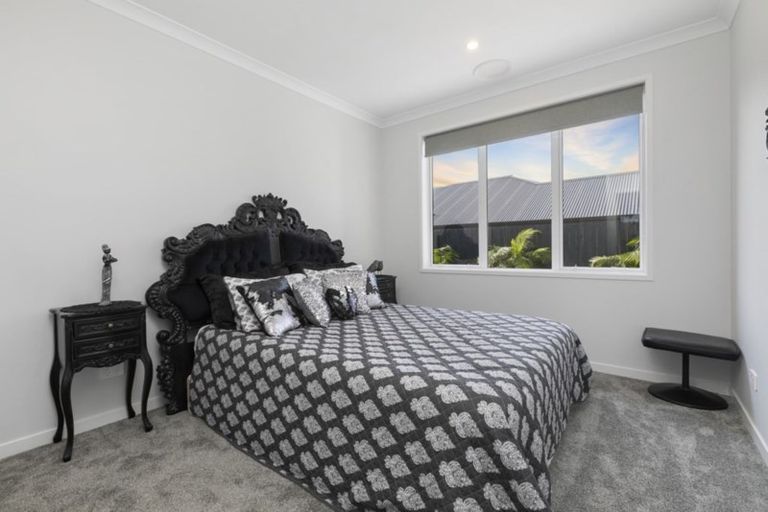 Photo of property in 11 Saint Thomas Avenue, Pyes Pa, Tauranga, 3112