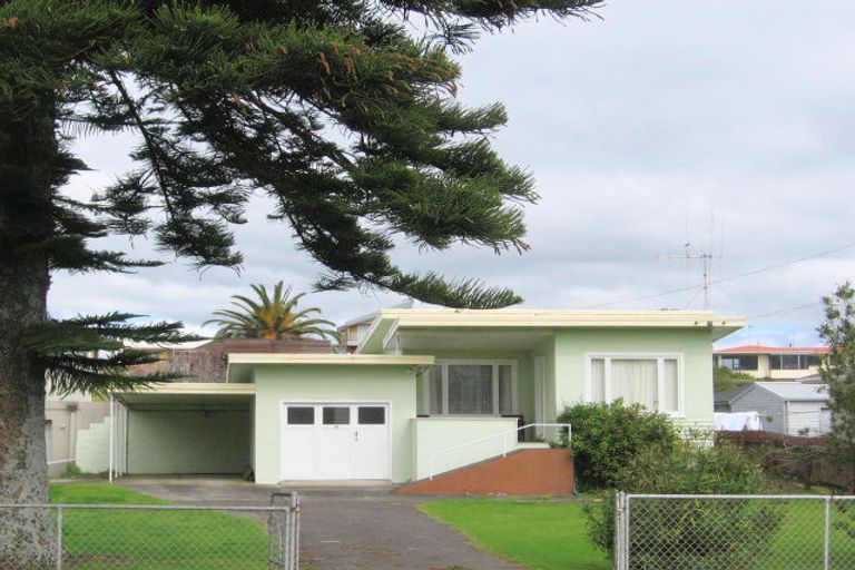 Photo of property in 70 Muricata Avenue, Mount Maunganui, 3116