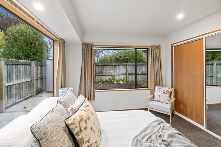Photo of property in 22 Broadhaven Avenue, Parklands, Christchurch, 8083