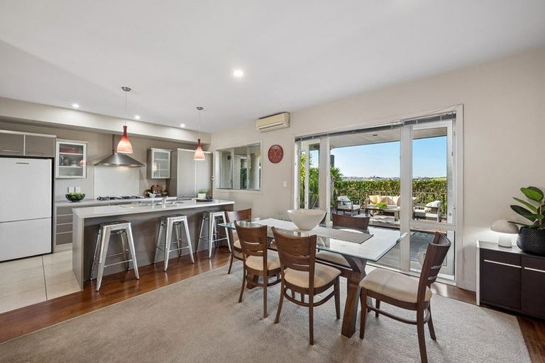 Photo of property in Point Ridge, 15/130 Gills Road, Albany Heights, Auckland, 0632