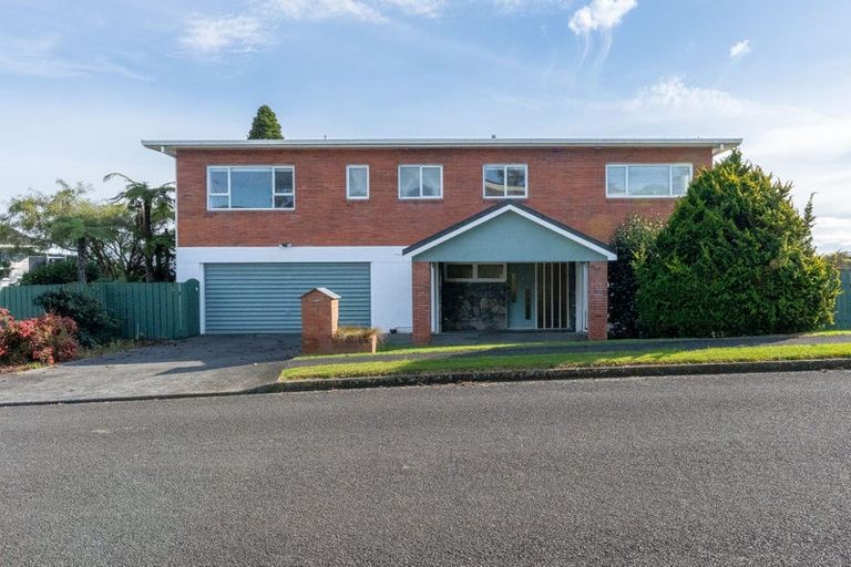 Photo of property in 32 Lancaster Street, Levin, 5510
