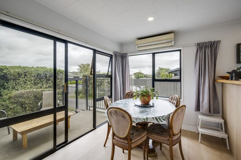 Photo of property in 52 Guppy Road, Greenmeadows, Napier, 4112