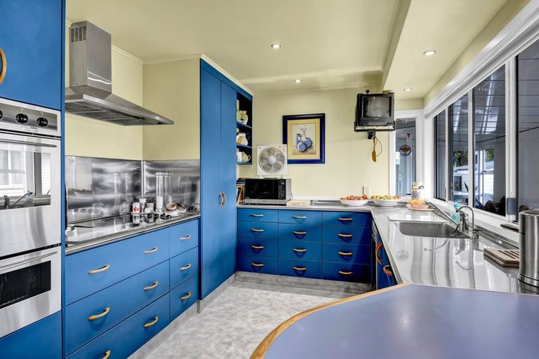 Photo of property in 7 Murray Avenue, Hawera, 4610