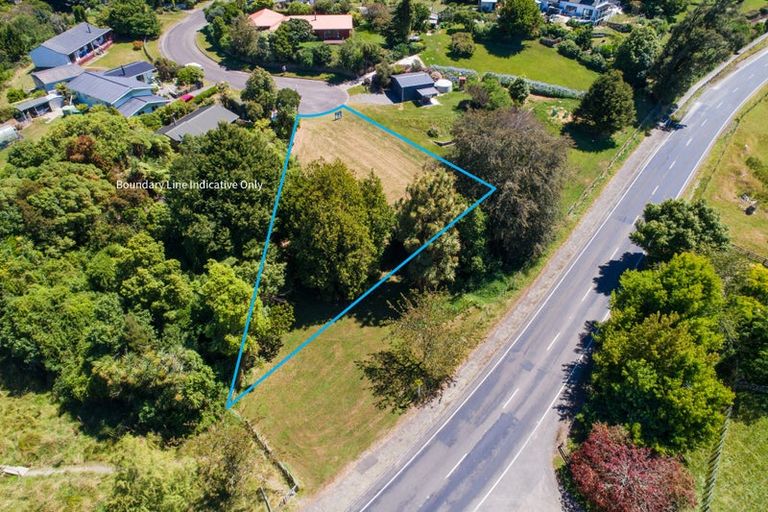 Photo of property in 12 Hau Whiti Place, Kimbolton, 4774