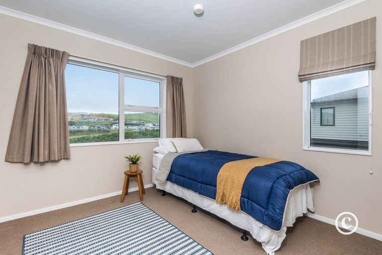 Photo of property in 224 Mark Avenue, Grenada Village, Wellington, 6037