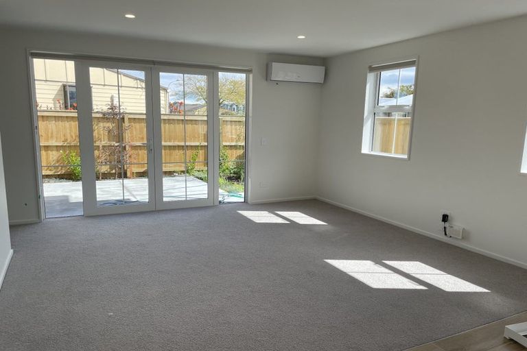 Photo of property in 4/63 Hills Road, Edgeware, Christchurch, 8013