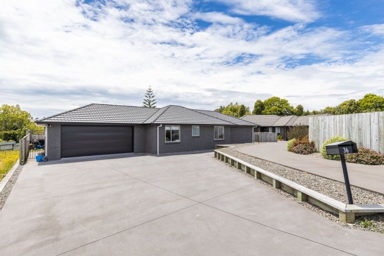 Photo of property in 36 Aratapu Street, Waitara, 4320