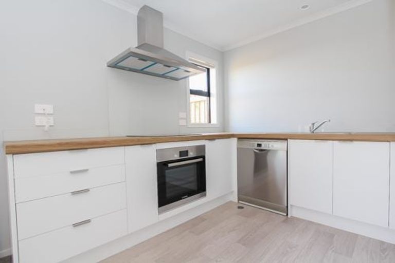 Photo of property in 1-5/5 Charlemont Street, Whitiora, Hamilton, 3200