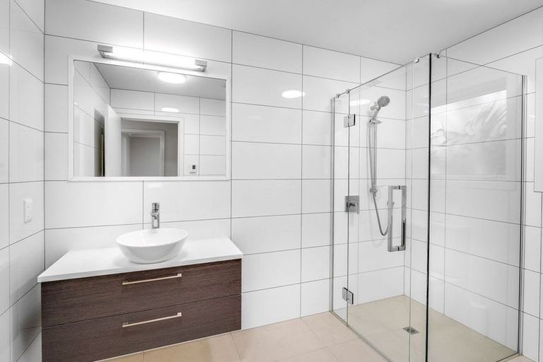 Photo of property in 16 Plantation Terrace, Orewa, 0931