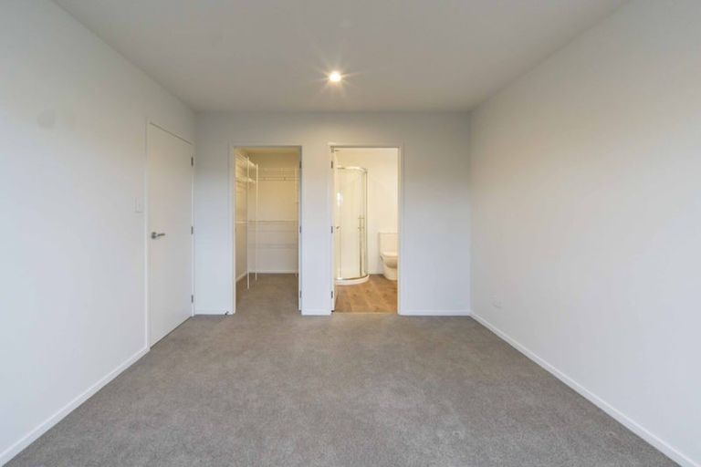 Photo of property in 64 Jacks Landing Drive, Hamilton Lake, Hamilton, 3204