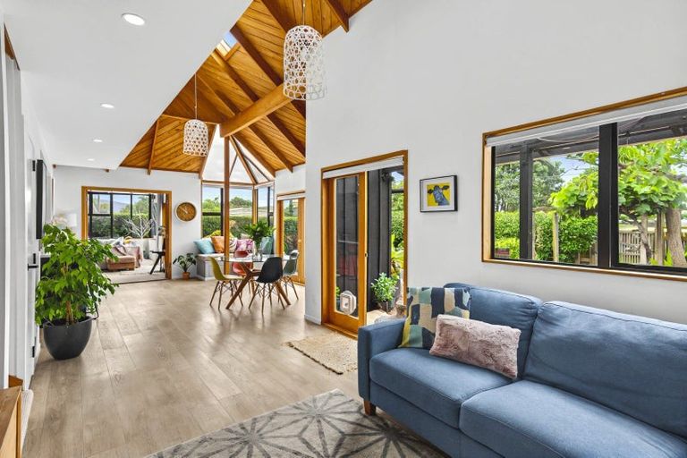 Photo of property in 15 Whyte Street, Paraparaumu Beach, Paraparaumu, 5032