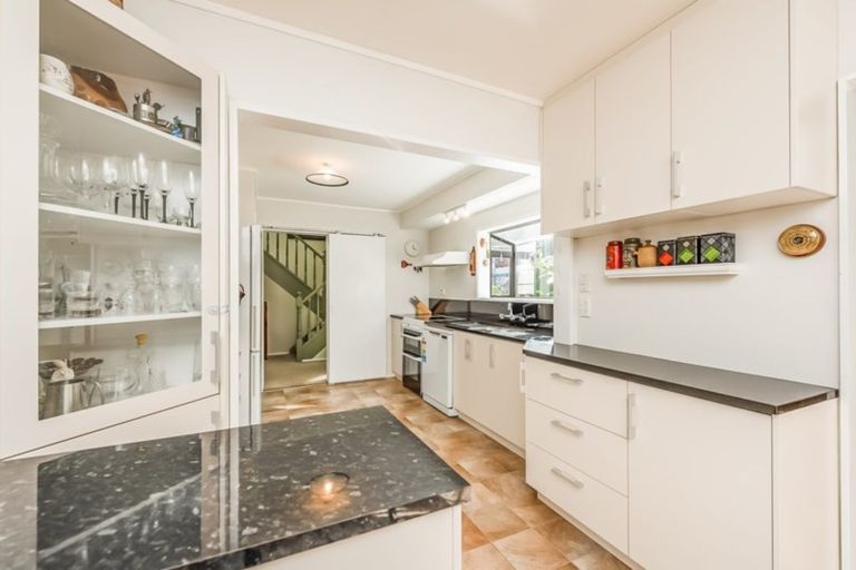 Photo of property in 10 Pitoitoi Street, Otaihanga, Paraparaumu, 5036