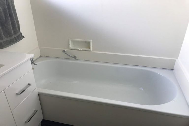 Photo of property in 2/294a Westminster Street, Mairehau, Christchurch, 8013