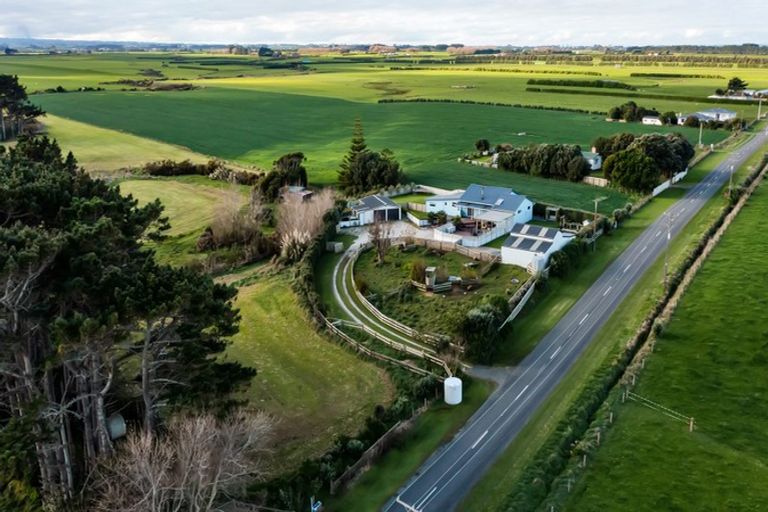 Photo of property in 1288 Normanby Road, Manaia, Hawera, 4678