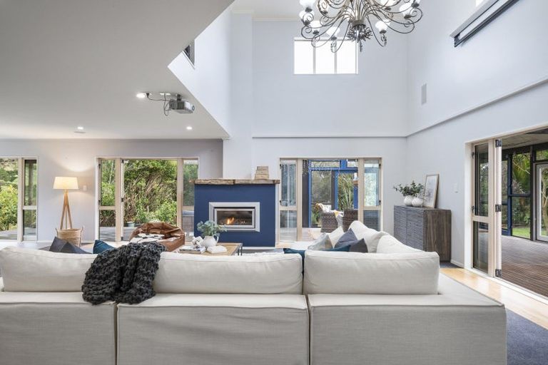 Photo of property in 268 Turitea Road, Turitea, Palmerston North, 4472