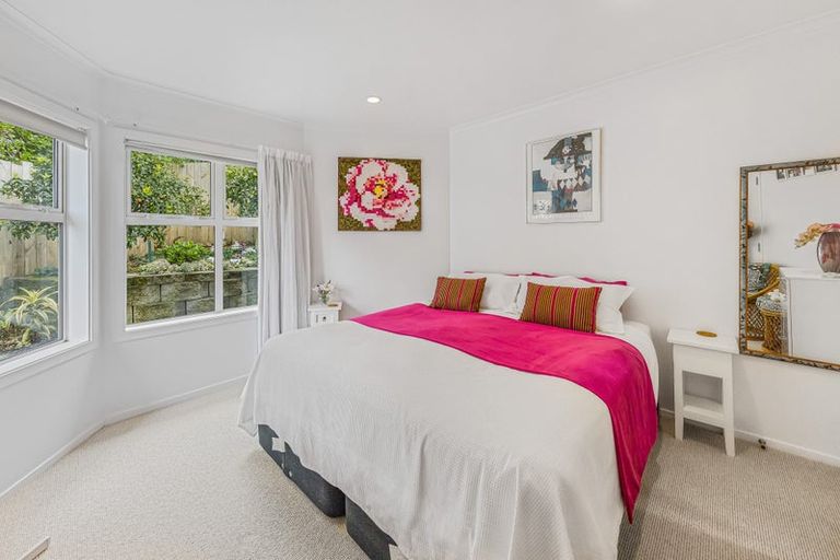 Photo of property in 9 San Marino Drive, Henderson, Auckland, 0612