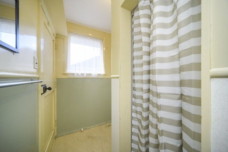 Photo of property in 5 London Terrace, Awapuni, Palmerston North, 4412