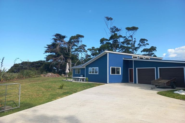 Photo of property in 159 Upper Orewa Road, Wainui, Silverdale, 0992