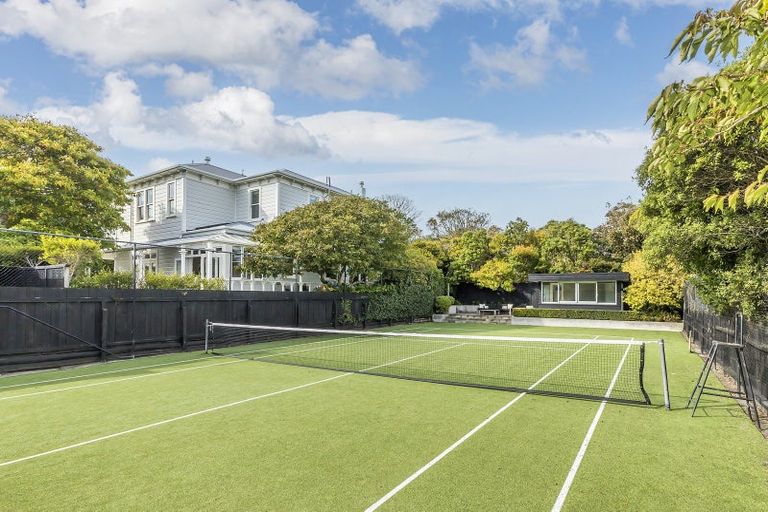 Photo of property in 1 Fancourt Street, Karori, Wellington, 6012