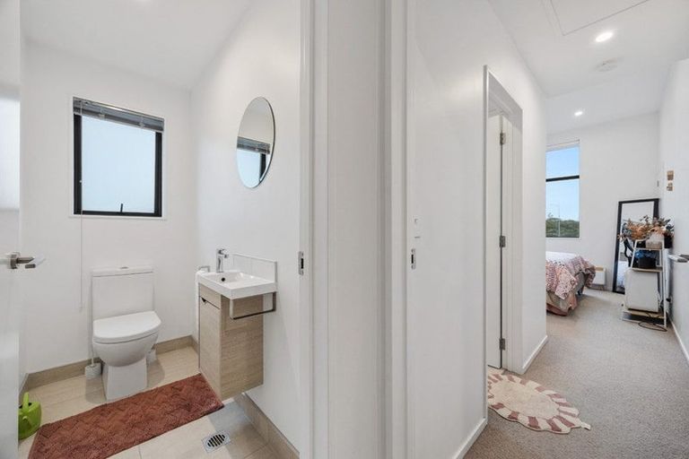 Photo of property in 25 Orona Place, Takanini, 2112