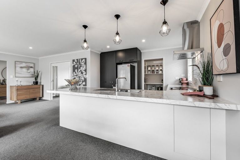 Photo of property in 11 Drower Glen, Flagstaff, Hamilton, 3210