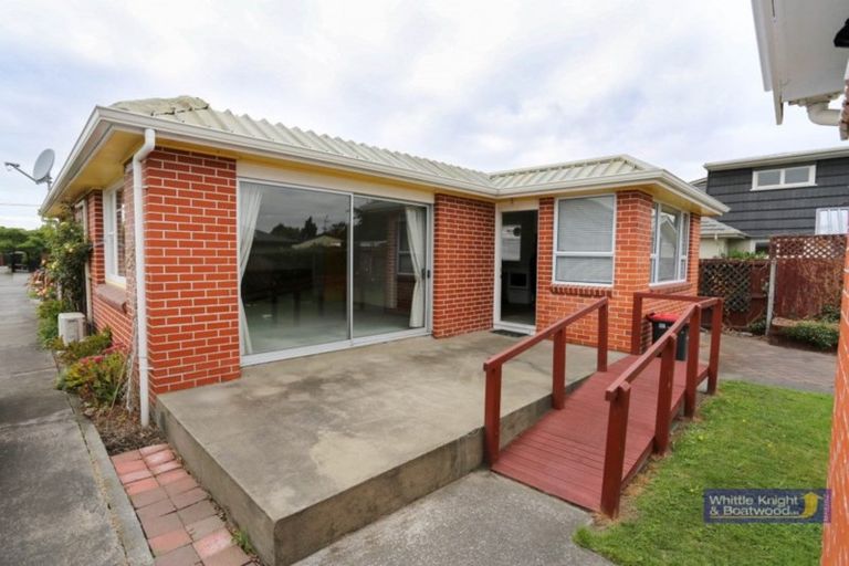 Photo of property in 11 Mottram Street, Redwood, Christchurch, 8051