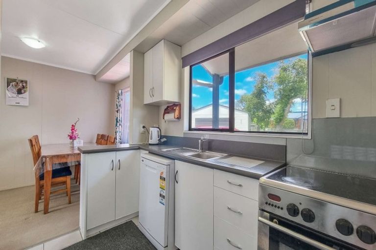 Photo of property in 16b Baxter Place, Owhata, Rotorua, 3010