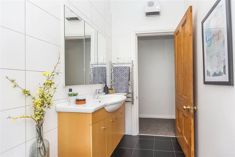 Photo of property in 92 Rintoul Street, Newtown, Wellington, 6021