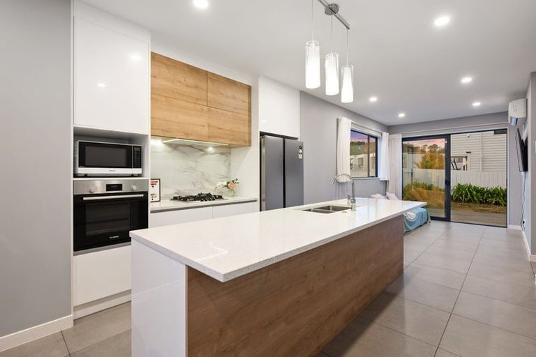 Photo of property in 2 Ketu Court, Albany Heights, Auckland, 0632