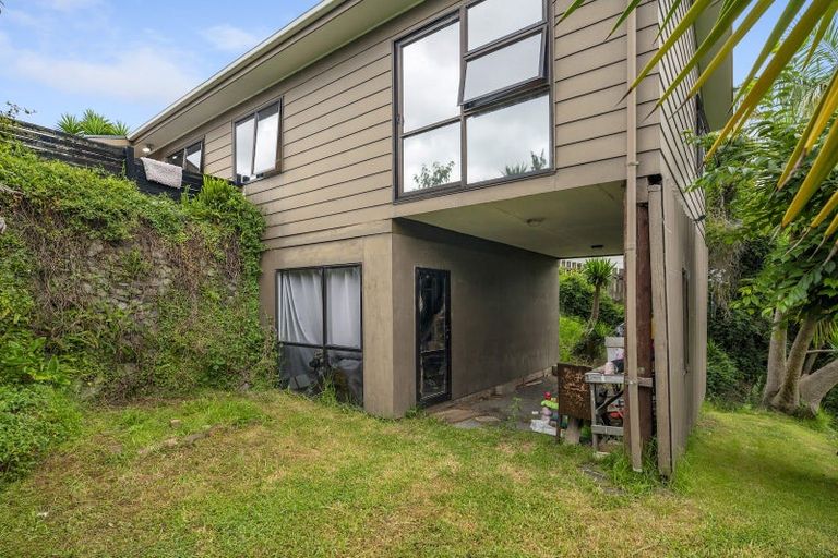 Photo of property in 37 Resolution Road, Welcome Bay, Tauranga, 3112