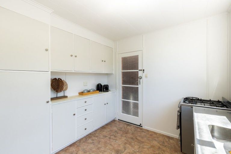 Photo of property in 42b Sackville Street, Fitzroy, New Plymouth, 4312