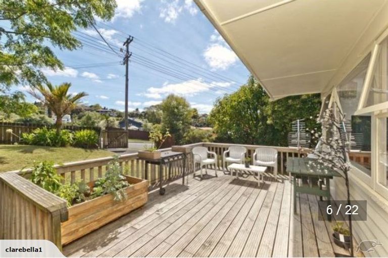 Photo of property in 23 Ellice Road, Totara Vale, Auckland, 0629