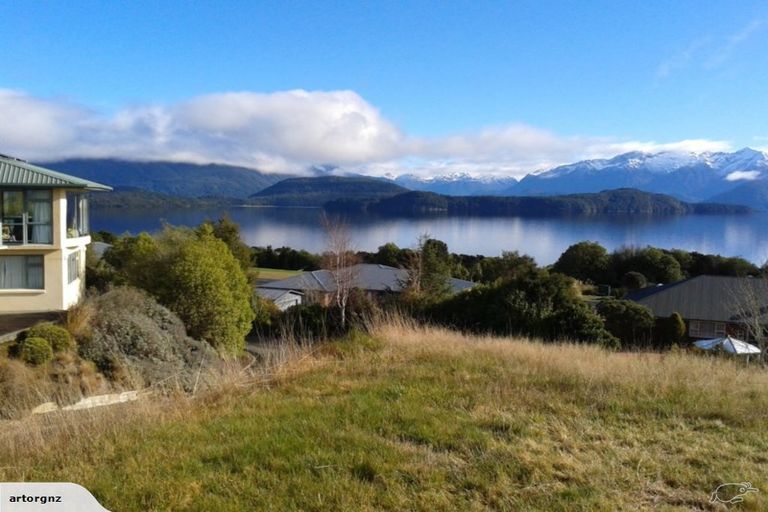 Photo of property in 19 Muriwai Drive, Manapouri, 9679