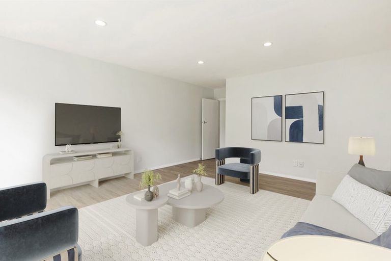 Photo of property in 64 Newlands Road, Newlands, Wellington, 6037