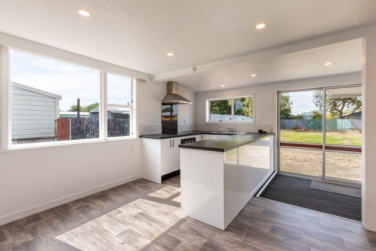 Photo of property in 42 Tennyson Street, Dannevirke, 4930