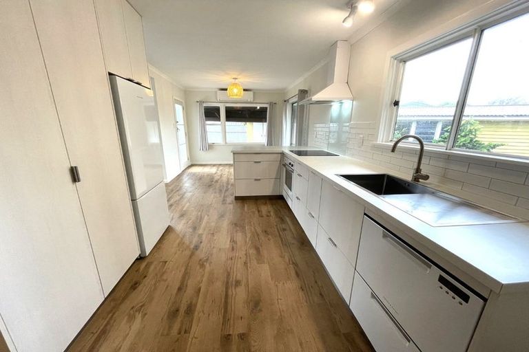 Photo of property in 8 Guildford Street, Tamatea, Napier, 4112