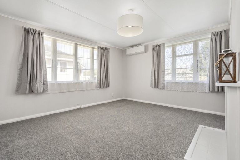 Photo of property in 40 Pine Avenue, Bader, Hamilton, 3206